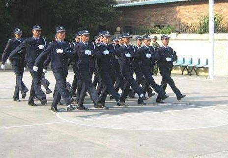 對(duì)于保安這個(gè)行業(yè)的人員，大家有什么了解呢？