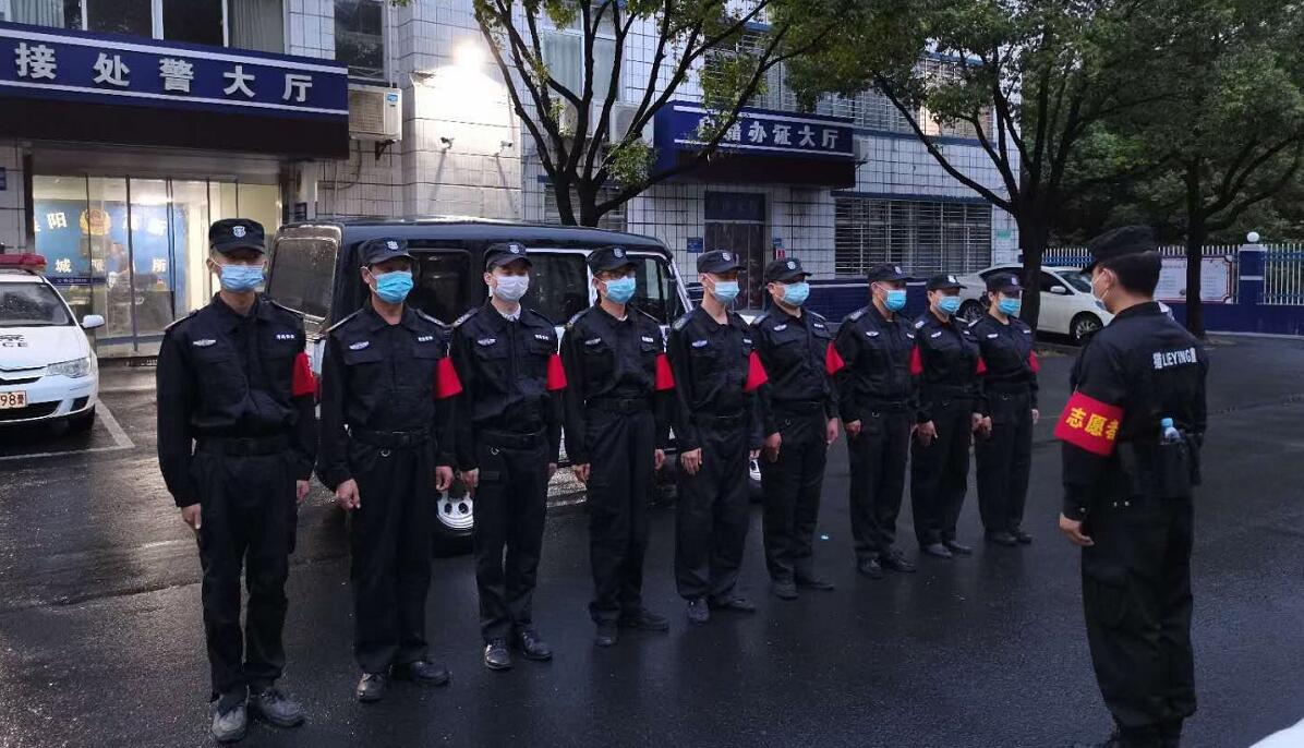 倡導(dǎo)文明新風(fēng)，共建美好襄陽！創(chuàng)文有咱獵鷹來幫忙