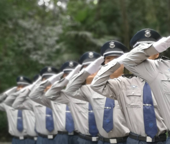 物業(yè)保安如何進(jìn)行安全培訓(xùn)和應(yīng)急演練？